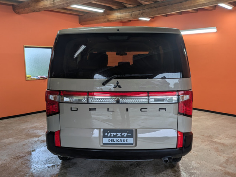 DELICA D5