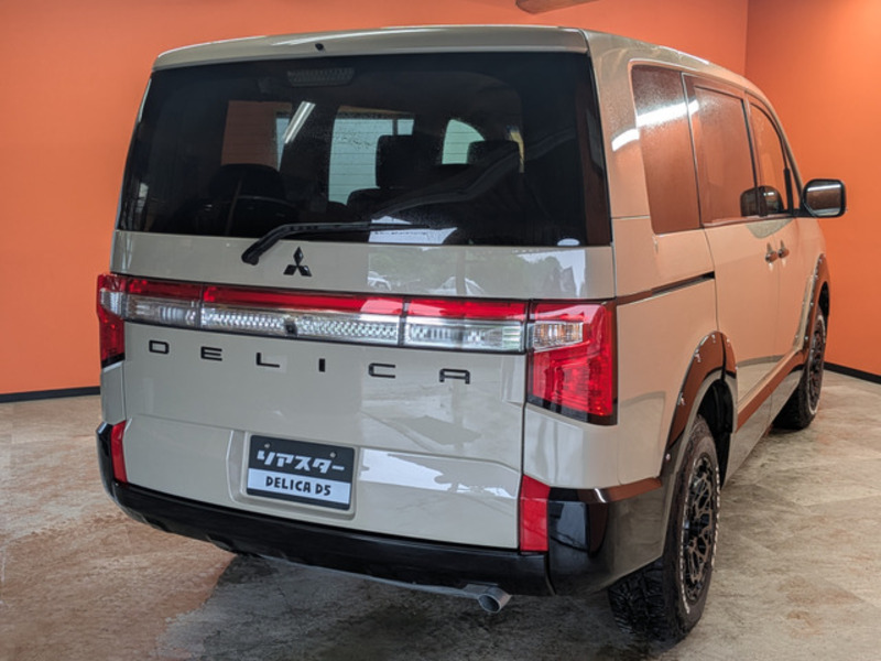 DELICA D5