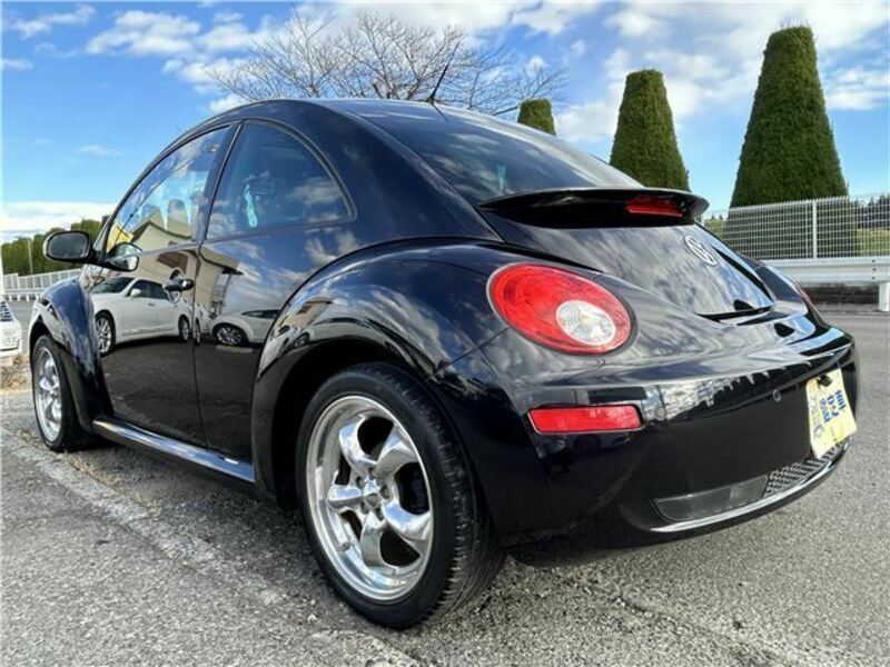 NEW BEETLE