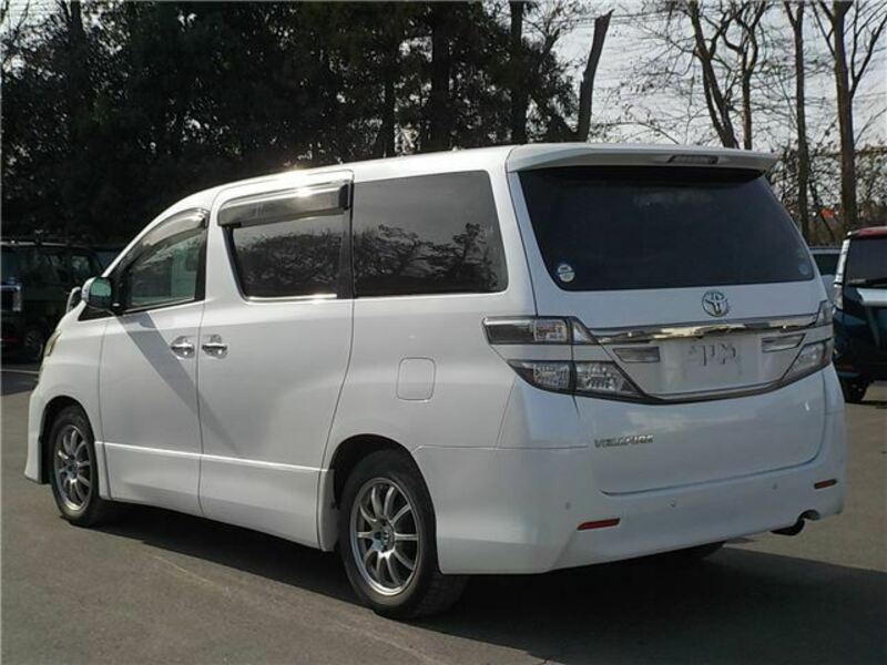 VELLFIRE