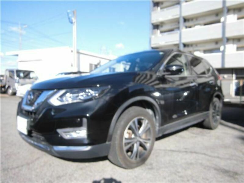 X-TRAIL