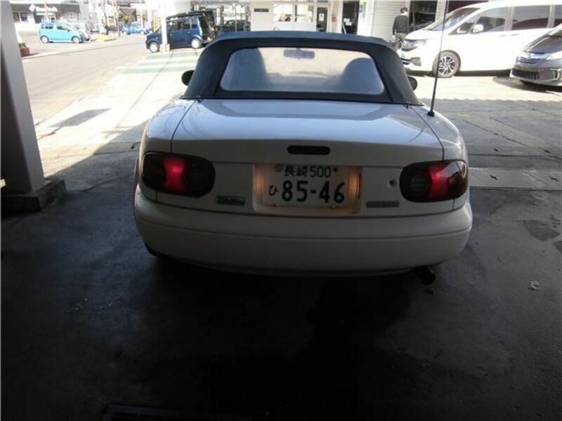 EUNOS ROADSTER