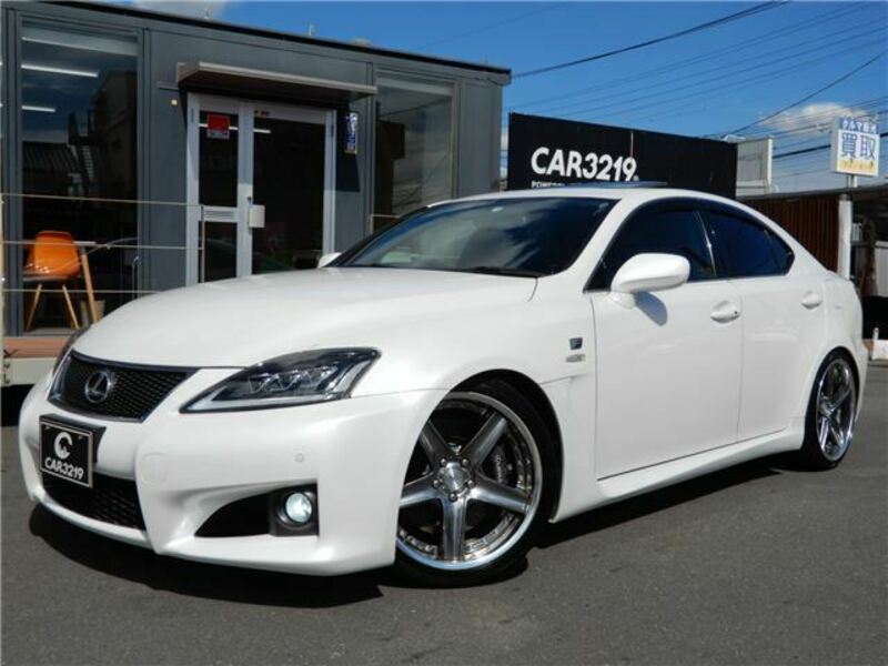 LEXUS IS