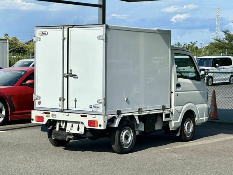 MINICAB TRUCK