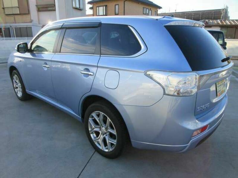 OUTLANDER PHEV