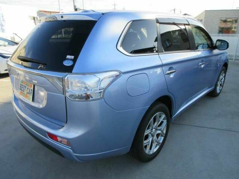 OUTLANDER PHEV