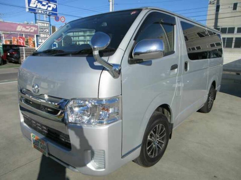 HIACE VAN