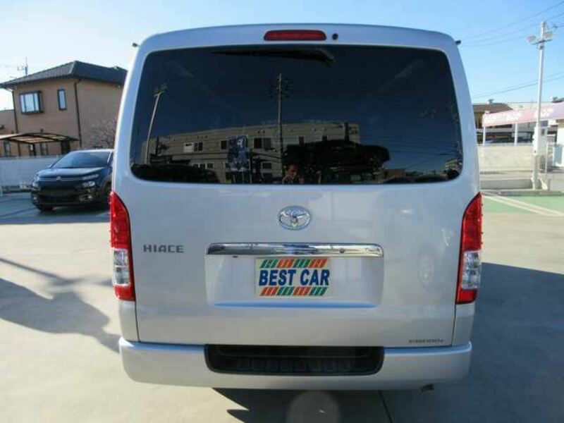 HIACE VAN