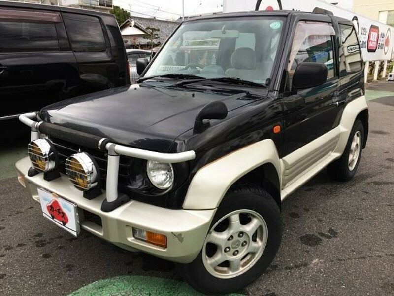 MITSUBISHI PAJERO JR