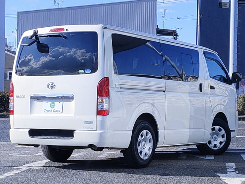 HIACE VAN