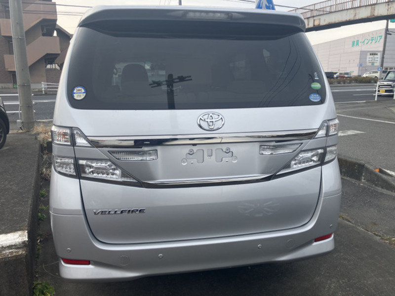 VELLFIRE