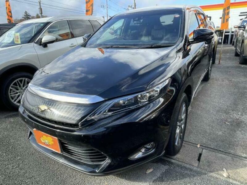 TOYOTA HARRIER