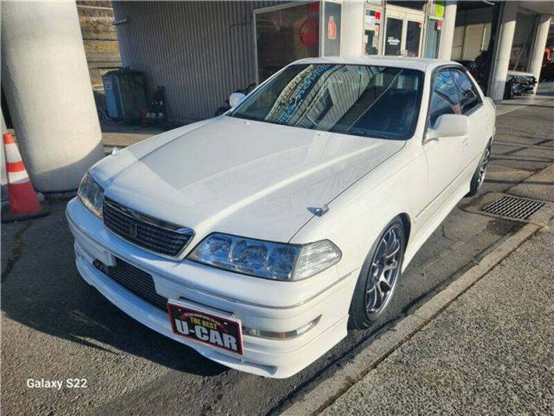 TOYOTA MARK II