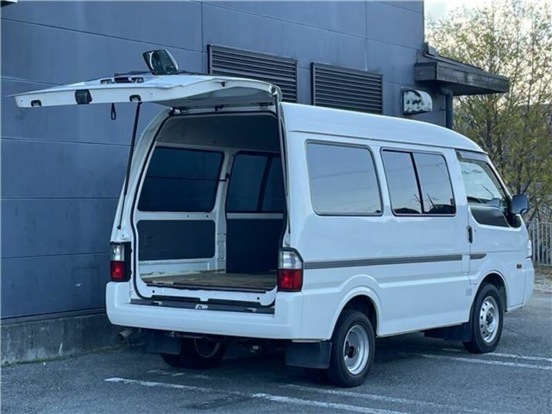 BONGO VAN