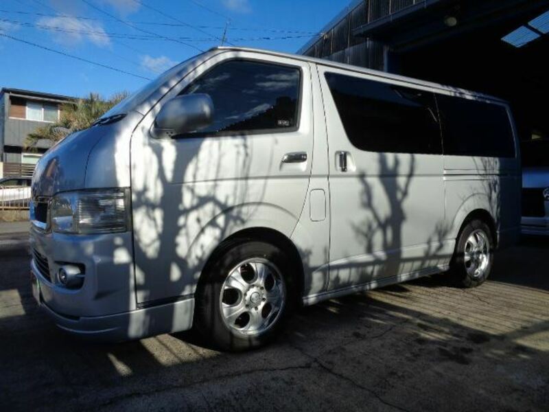 HIACE VAN