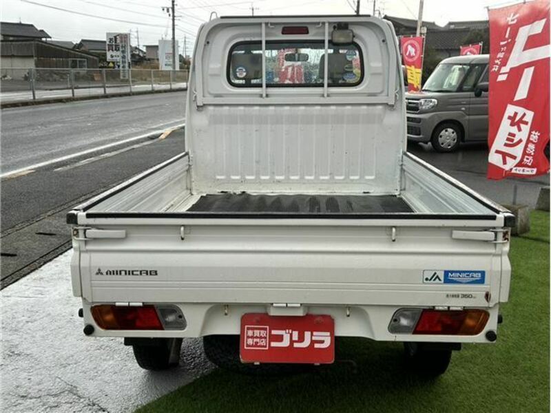 MINICAB TRUCK