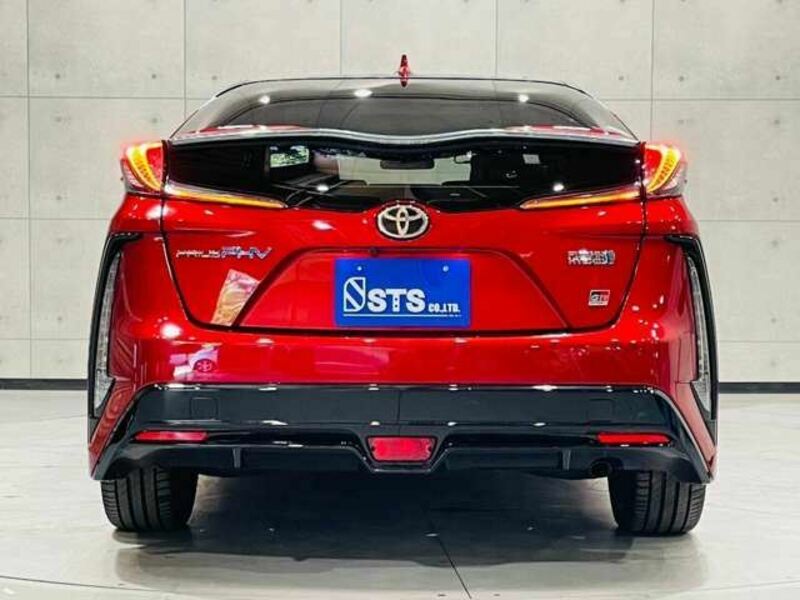 PRIUS PHV