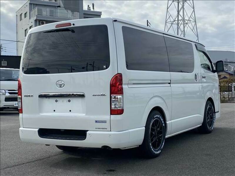 HIACE VAN