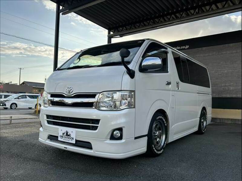 HIACE VAN