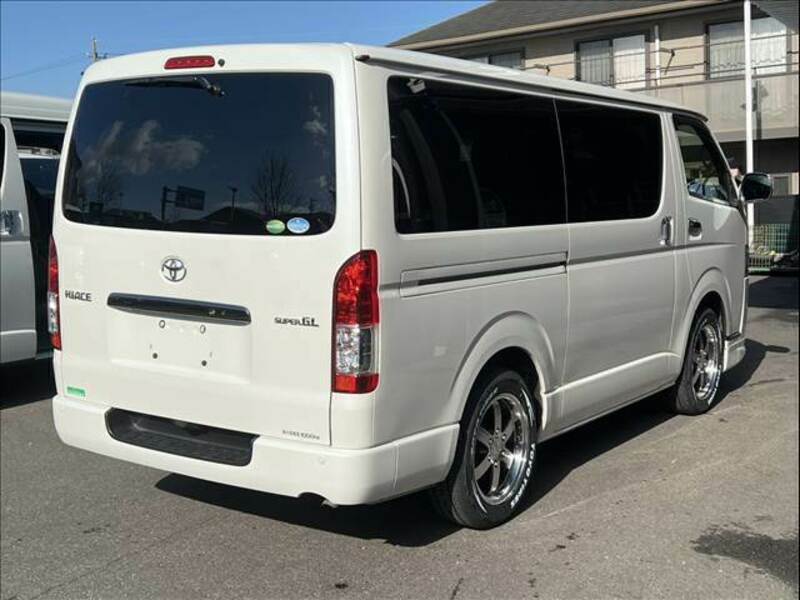 HIACE VAN