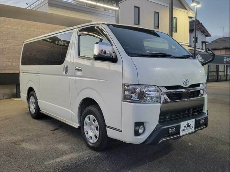 HIACE VAN