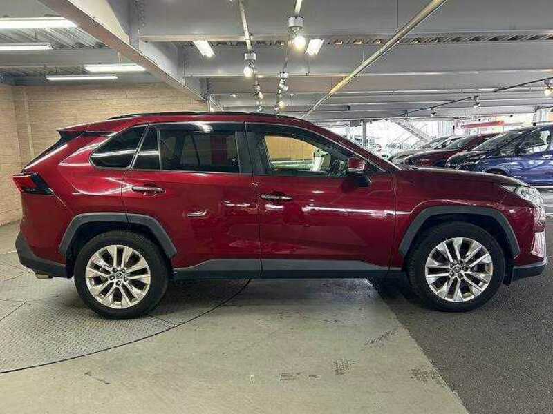 RAV4