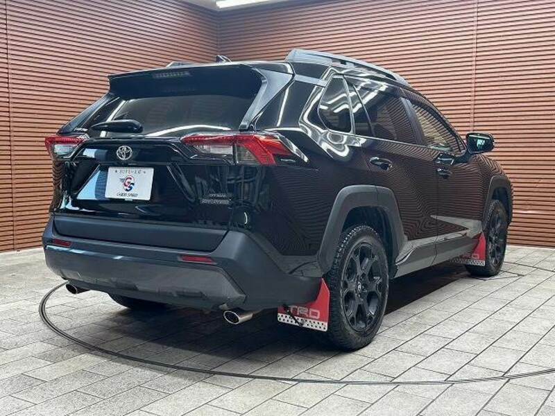 RAV4