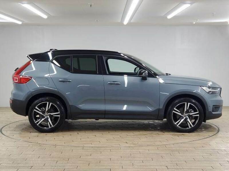 XC40