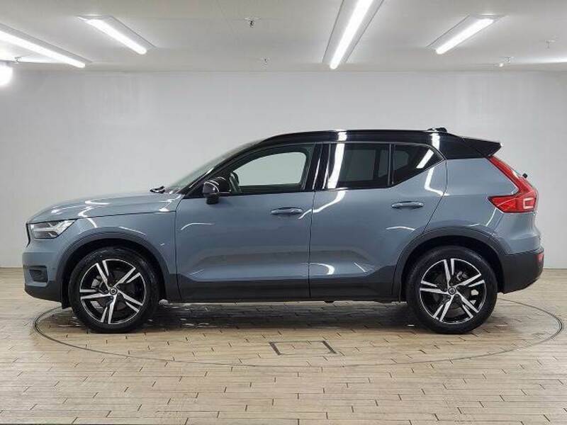 XC40