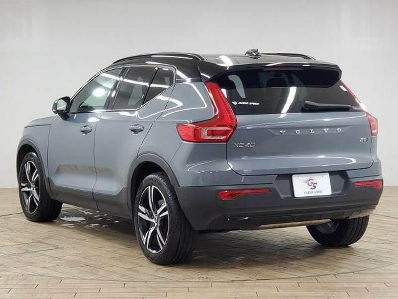 XC40