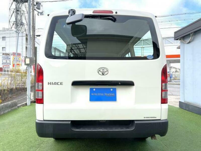 HIACE VAN