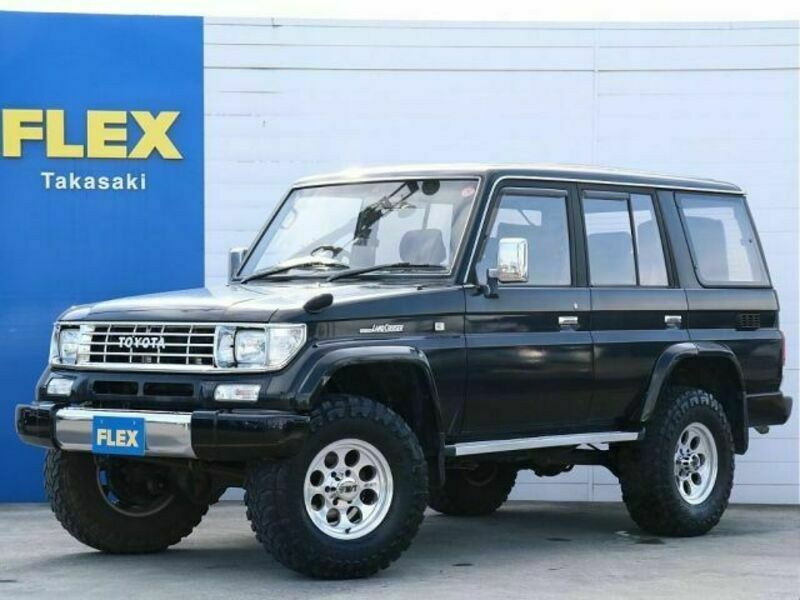 TOYOTA LAND CRUISER PRADO