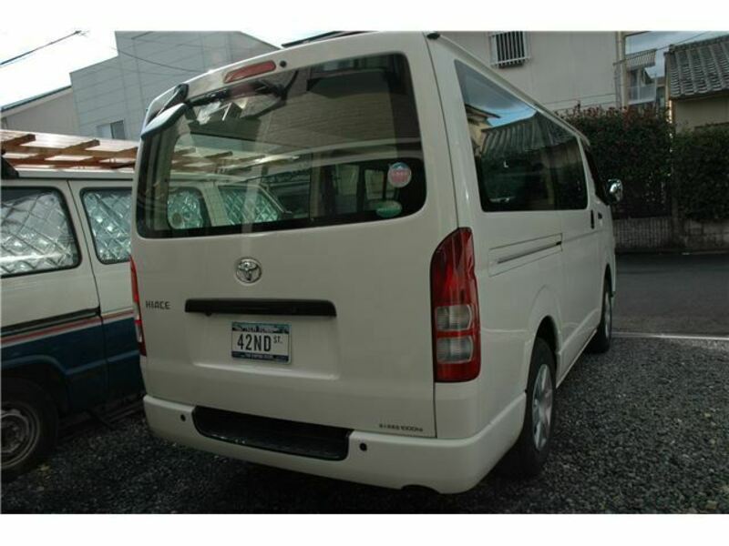 HIACE VAN