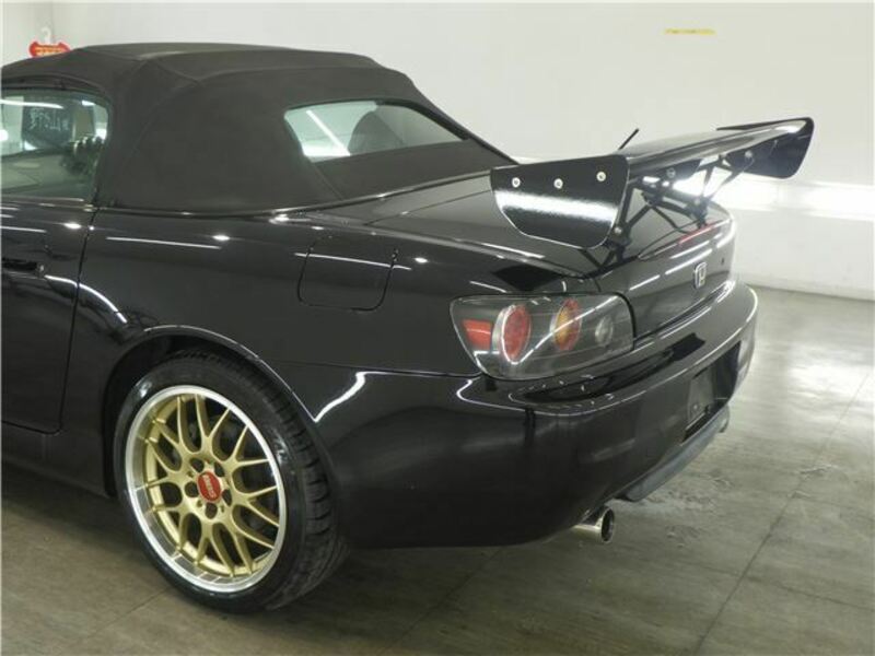 S2000