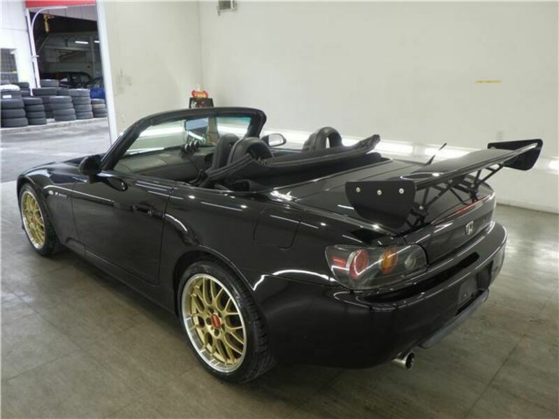 S2000