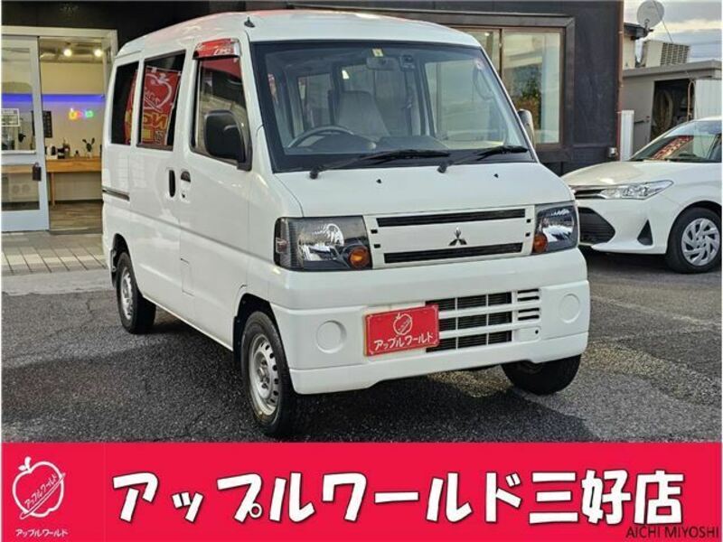 MITSUBISHI MINICAB VAN