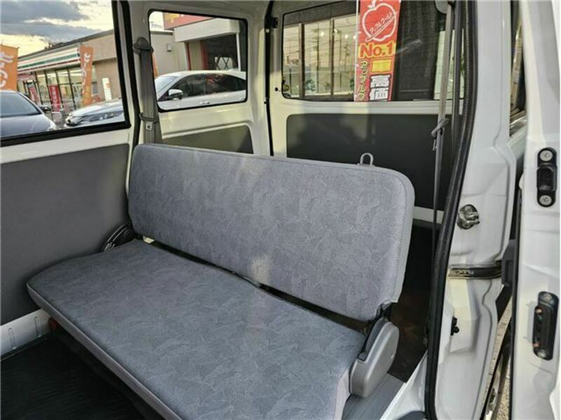 MINICAB VAN