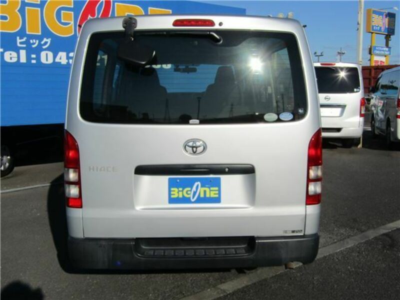 HIACE VAN