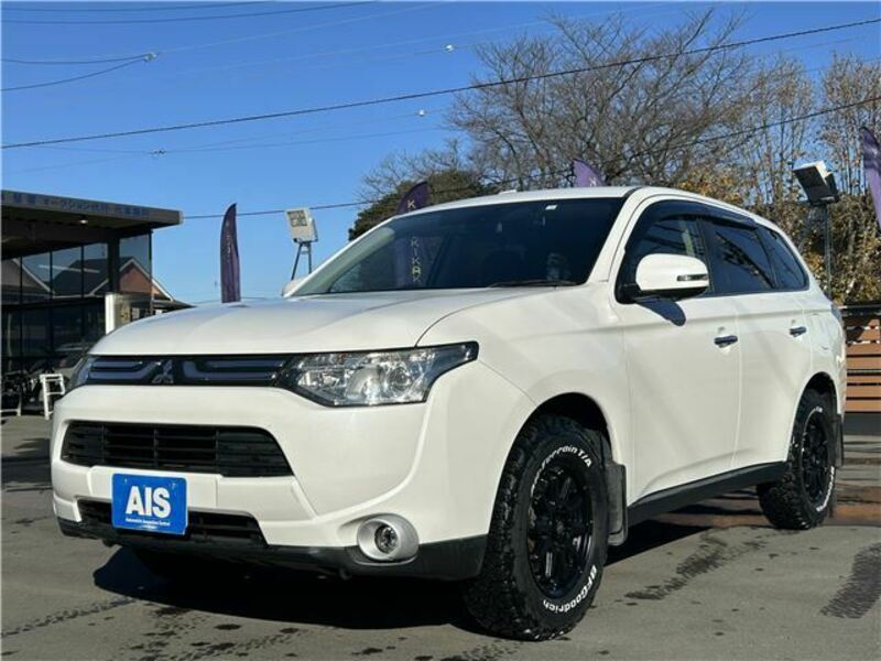 MITSUBISHI OUTLANDER