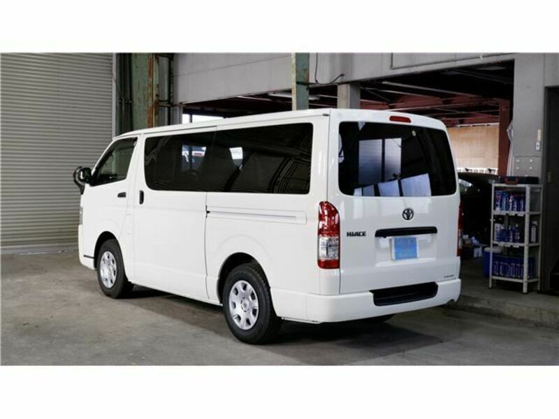 HIACE VAN