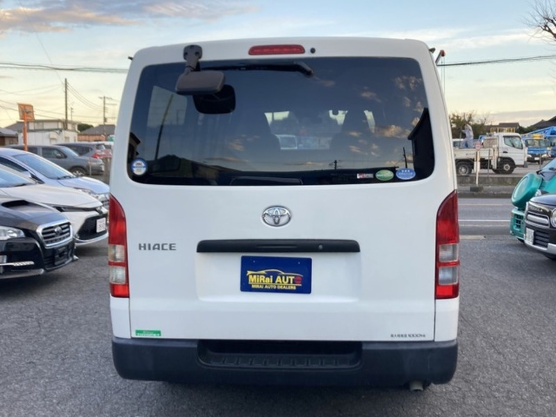 HIACE VAN