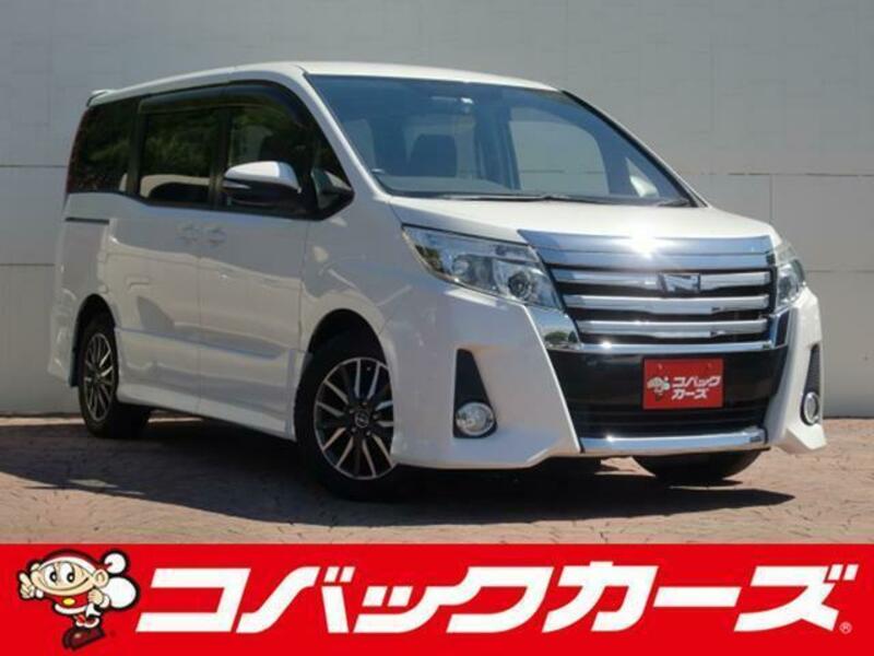 TOYOTA NOAH