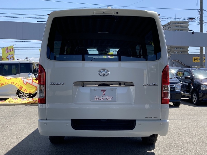 HIACE VAN