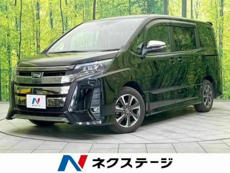 TOYOTA NOAH