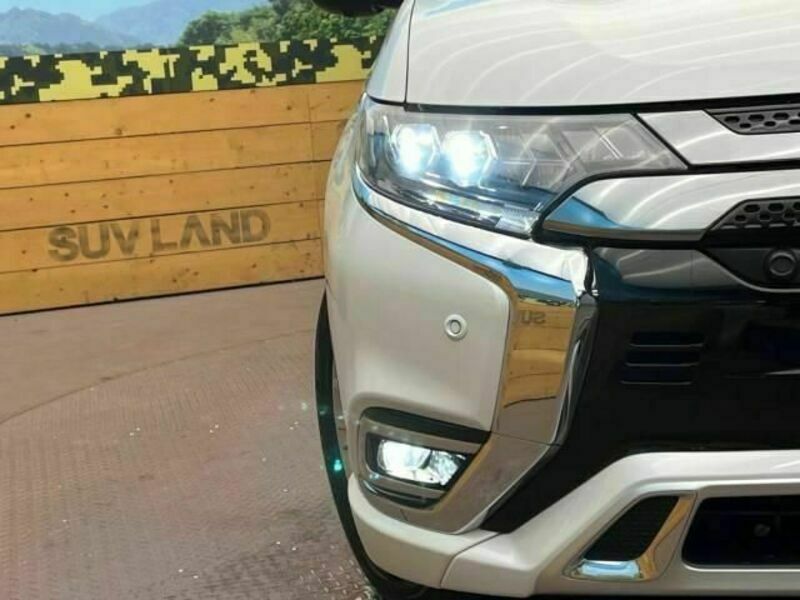 OUTLANDER PHEV