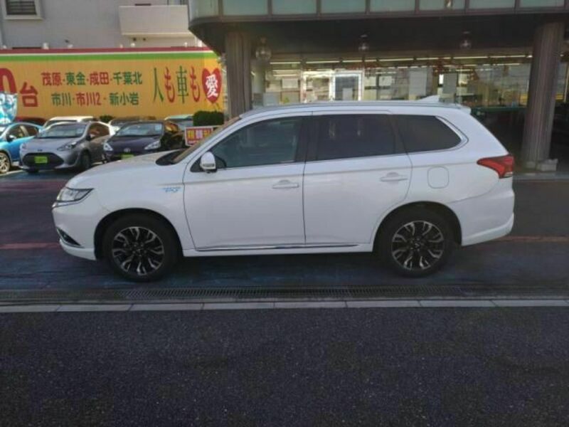 OUTLANDER PHEV