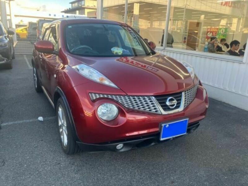 NISSAN JUKE