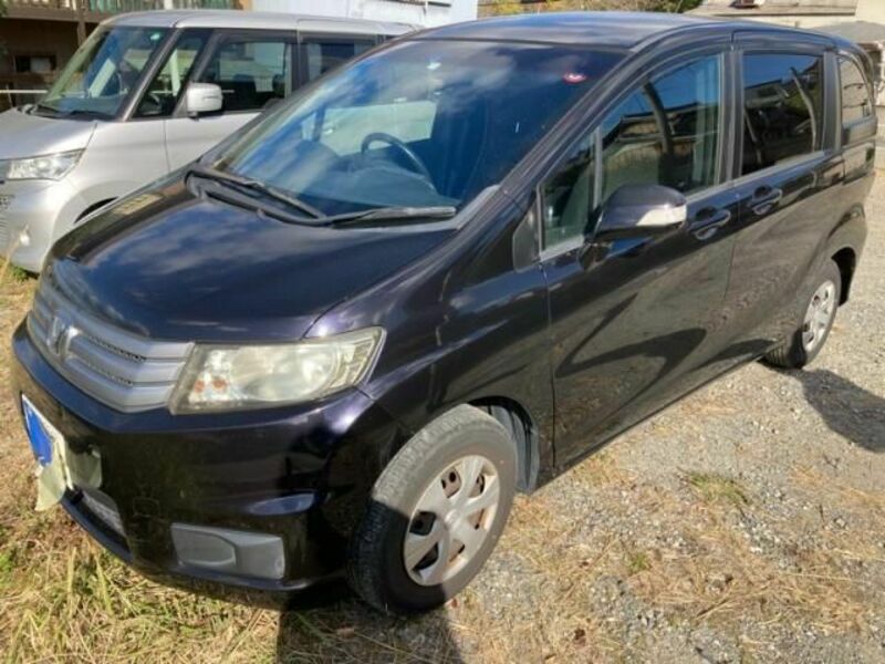 HONDA FREED SPIKE