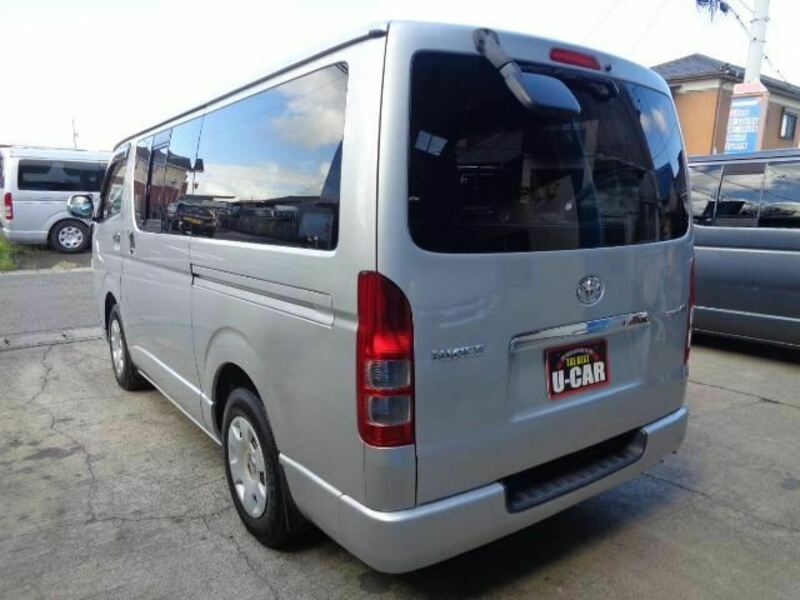 HIACE VAN