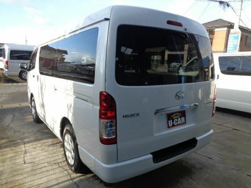 HIACE VAN